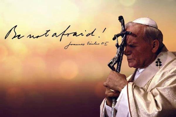 Nhân Dịp Đức Gioan Phaolô II Được Tuyên Thánh