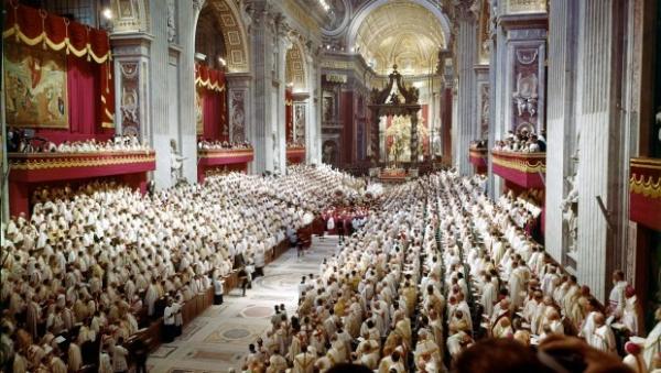 Những Đề Xuất  Cho Việc Giải Thích Đúng Công Đồng Vatican II (1)
