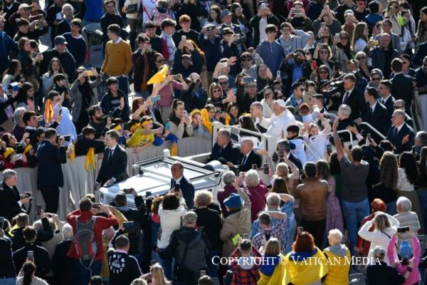Bài Giáo Lý Về Lòng Say Mê Loan Báo Tin Mừng. Bài 7 : Công Đồng Vatican II. 2. Trở Thành Tông Đồ Trong Một Giáo Hội Tông Truyền