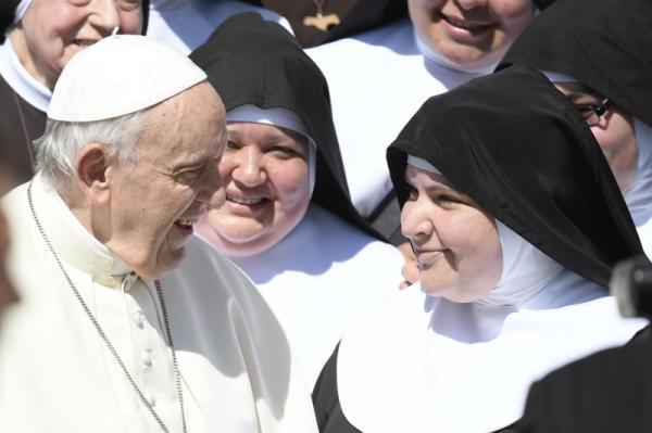 Đức Phanxicô Kéo Dài Thời Hạn Kháng Cáo Cho Các Tu Sĩ Bị Sa Thải Khỏi Dòng Tu