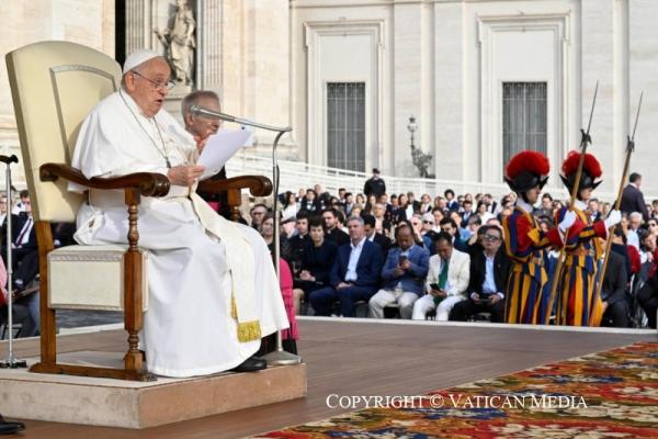 Bài Giáo Lý Về Niềm Say Mê Loan Báo Tin Mừng : Lòng Nhiệt Thành Của Người Tín Hữu – Bài 23. Thánh Charles De Foucauld, Trái Tim Rung Động Đức Ái Trong Cuộc Sống Ẩn Dật