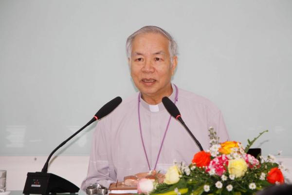 Đcv Huế: Đức Cha Aloisiô Nguyễn Hùng Vị Huấn Đức Cho Các Chủng Sinh