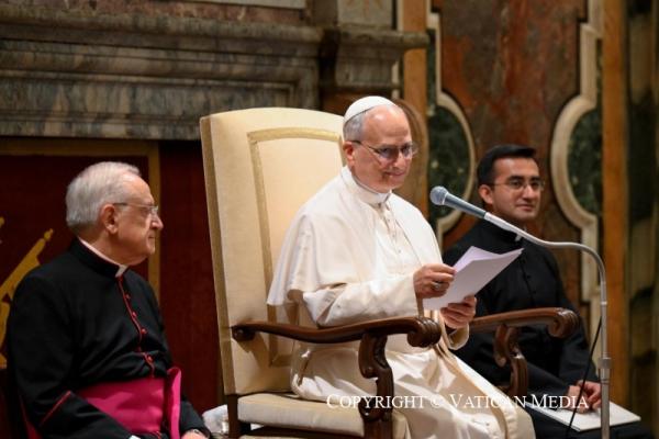 Đức Lêô XIV: Tin Mừng Và Học Thuyết Xã Hội Là La Bàn Cho Lối Sống Bất Bạo Động