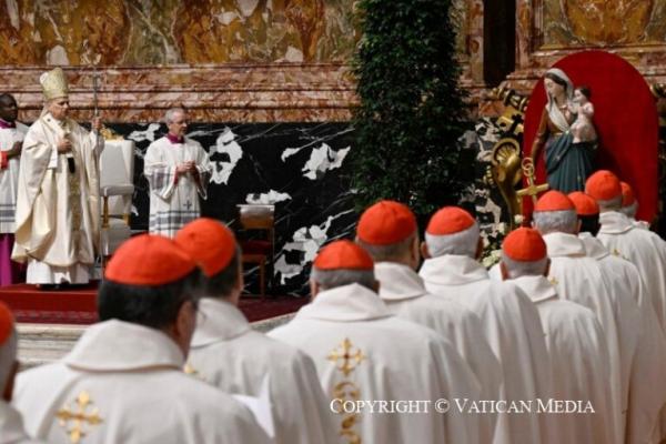 Đức Lêô XIV nhấn mạnh trách nhiệm của các Hồng Y trong việc hỗ trợ người kế vị Thánh Phêrô