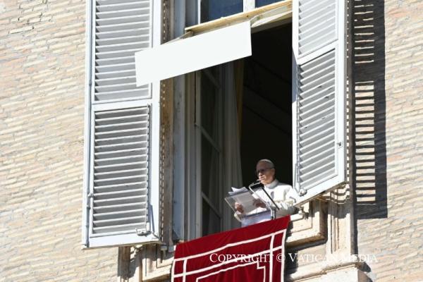 Kinh Truyền Tin Chúa Nhật Lễ Chúa Giêsu Chịu Phép Rửa Năm A