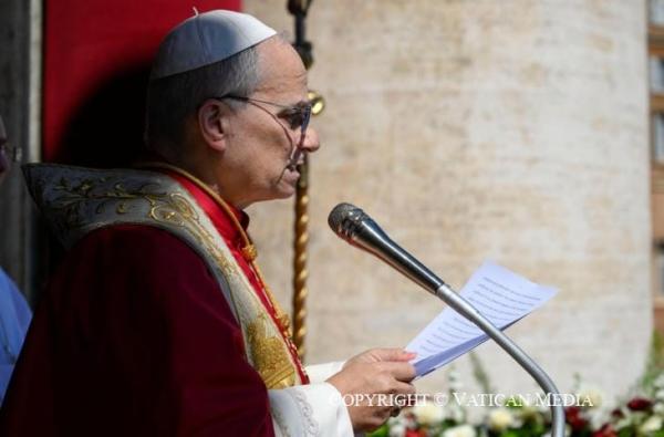 Sứ Điệp Urbi Et Orbi 2026 : Sự Sống Lại Của Đức Kitô Là Khởi Đầu Của Một Nhân Loại Mới