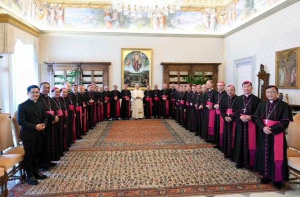 Các Giám Mục Việt Nam Nói Với Đức Lêô XIV Rằng Giáo Hội Của Họ Là Một Gia Đình