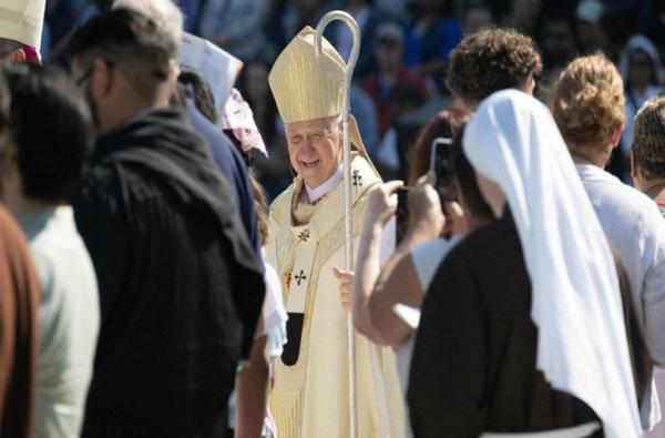 ĐHY Blase Cupich : Việc Bảo Vệ Người Nhập Cư Là Một Hành Động Thờ Phượng