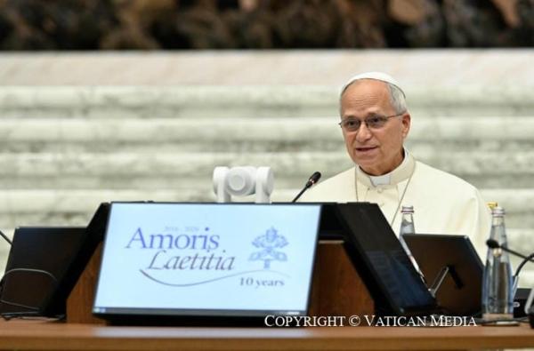 Mười Năm Sau Amoris Laetitia,  Loan Báo Tin Mừng Cùng Với Các Gia Đình Ngày Nay :  Diễn Văn Khai Mạc Của Đức Lêô XIV