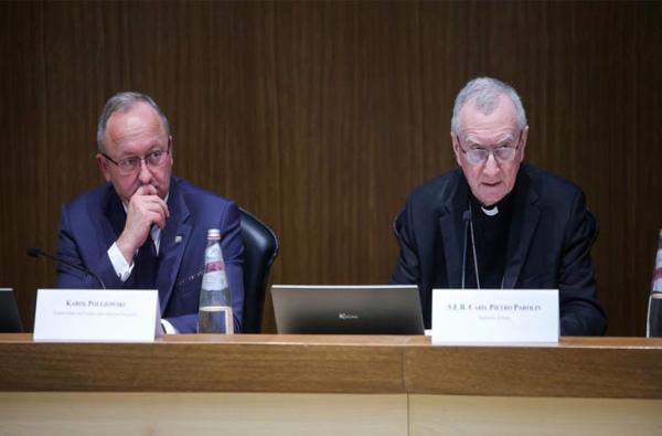ĐHY Parolin: Các Chế Độ Toàn Trị Trong Quá Khứ Đã Bị Đánh Bại; Cám Dỗ Muốn “Trở Nên Như Thiên Chúa” Vẫn Còn Đó