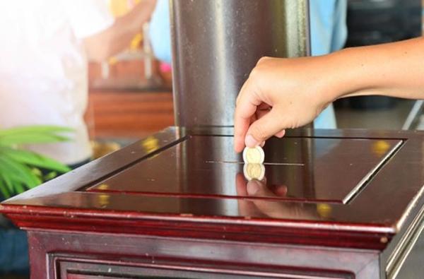 Thánh Kinh Nói Gì Về Việc Trở Thành Một “Người Vui Vẻ Dâng Hiến”?
